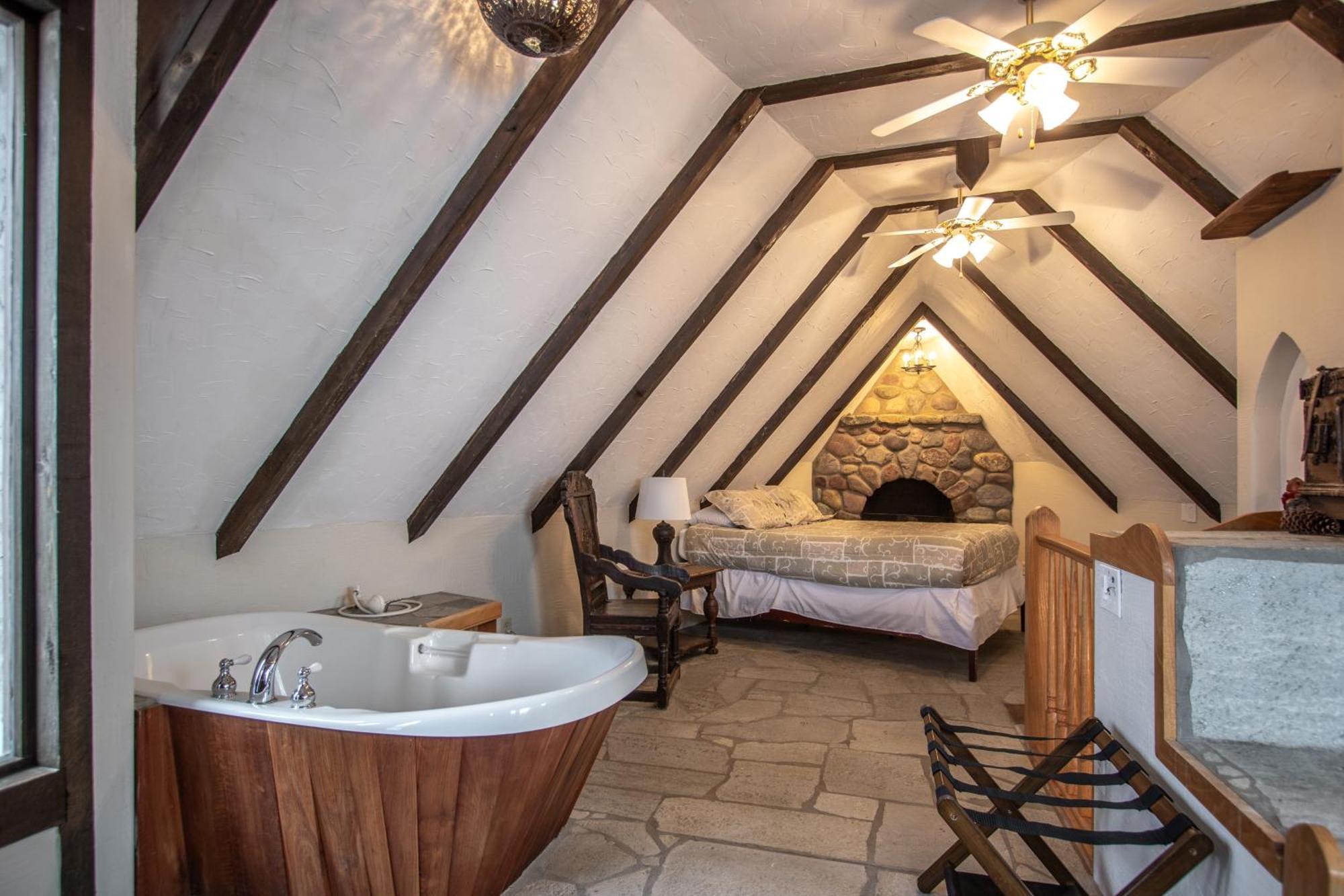Schweitzer Castle Villa แซนด์พอยต์ ภายนอก รูปภาพ
